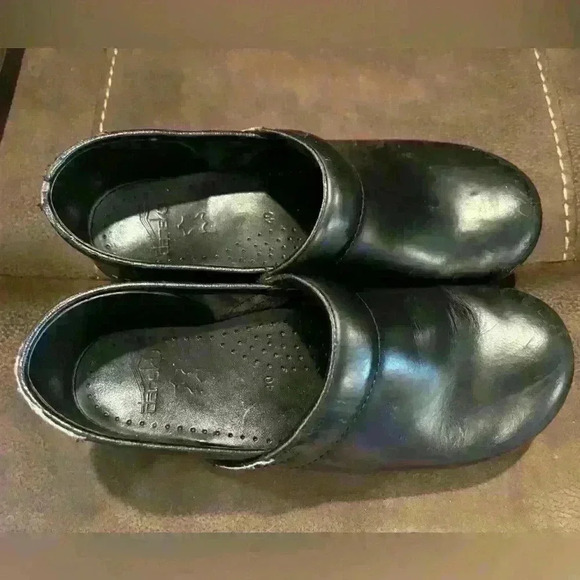Dansko Black Clogs Size 40 US 9.5-10 - Picture 6 of 10